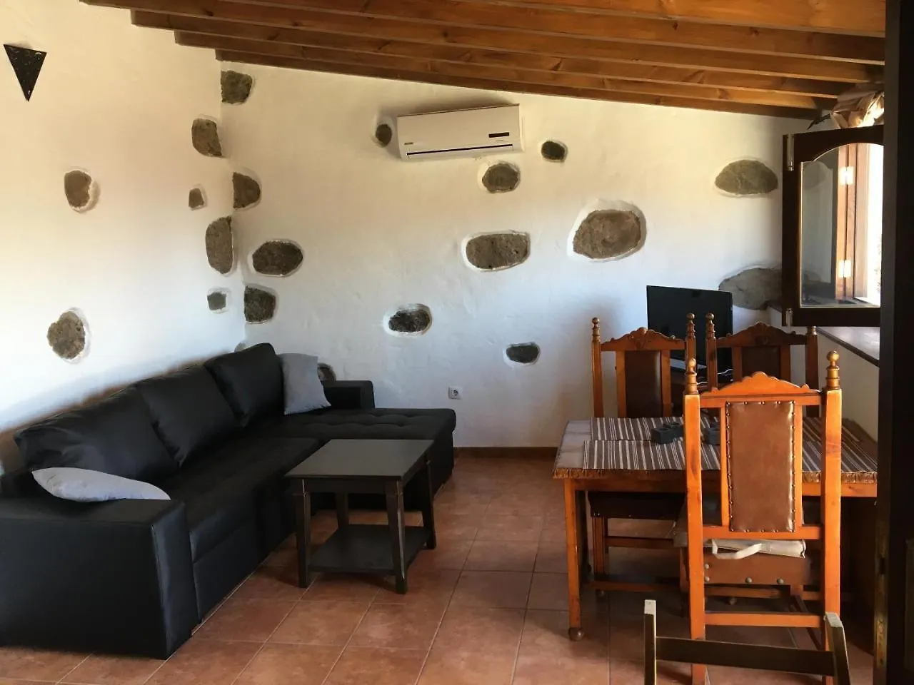 Country House Lomito De Taidia Risco Blanco 0*,